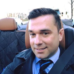 Meet your Posher, Gregory